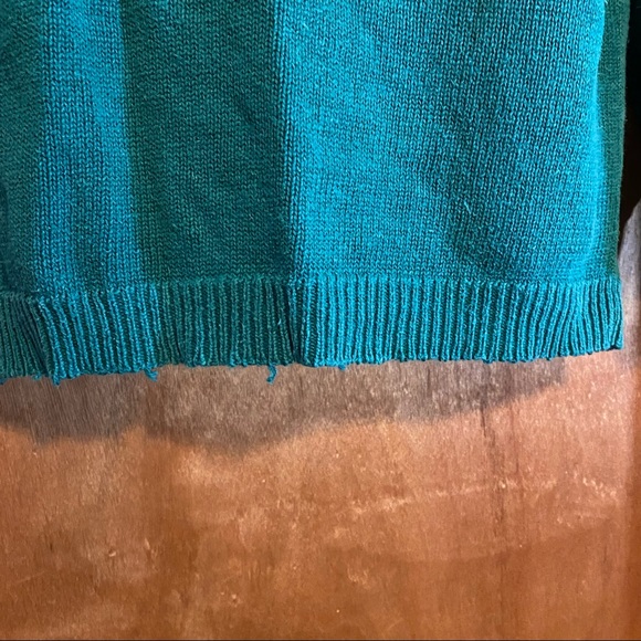 Bravo! Vintage Mega Button Distressed Sweater Size Large - Picture 7 of 7